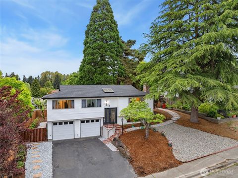Photo of 11212 NE 145th Street, Kirkland, WA 98034 (MLS # 2536698)