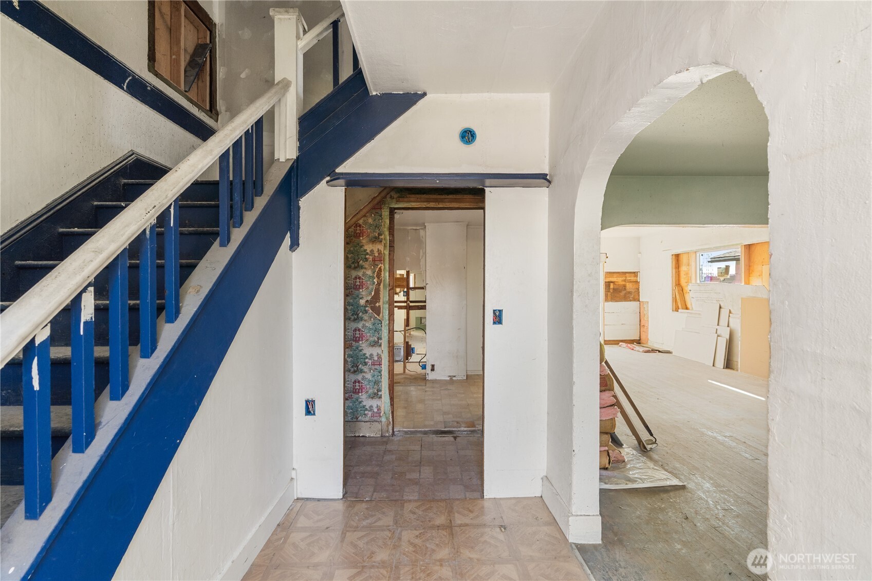 515 W 1st Street