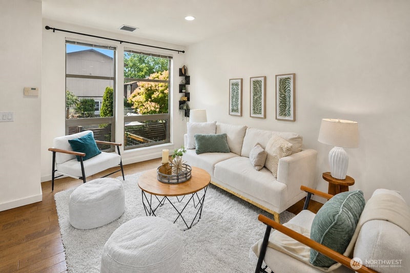 1232 N Northgate Way