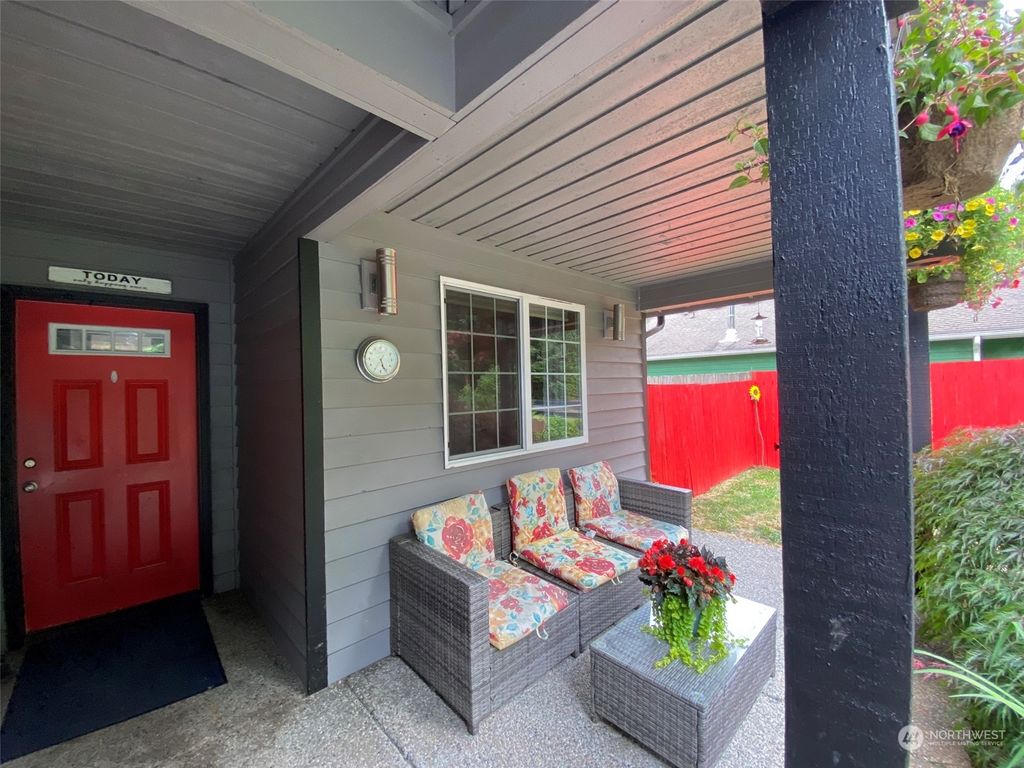 Photo of 840 Stillaguamish Avenue, Darrington, WA 98241 (MLS # 2127206)
