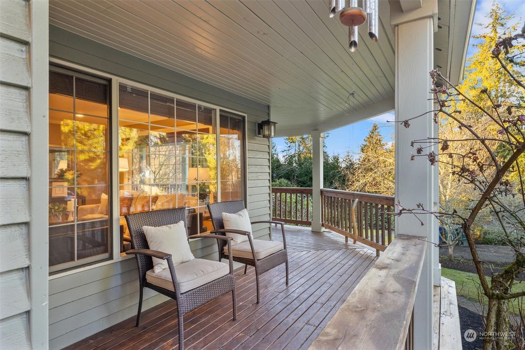 Photo of 8233 NE 166th Street, Kenmore, WA 98028 (MLS # 2319886)
