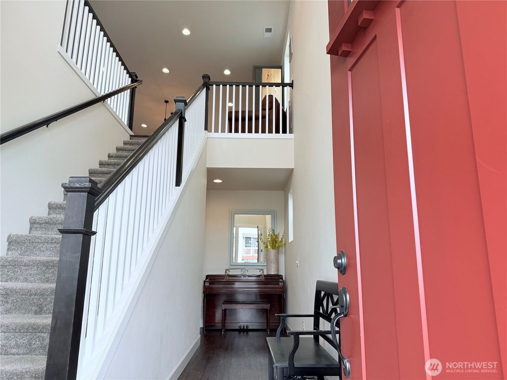 Photo of 8482 28th Street Ct E, Edgewood, WA 98371 (MLS # 2548797)