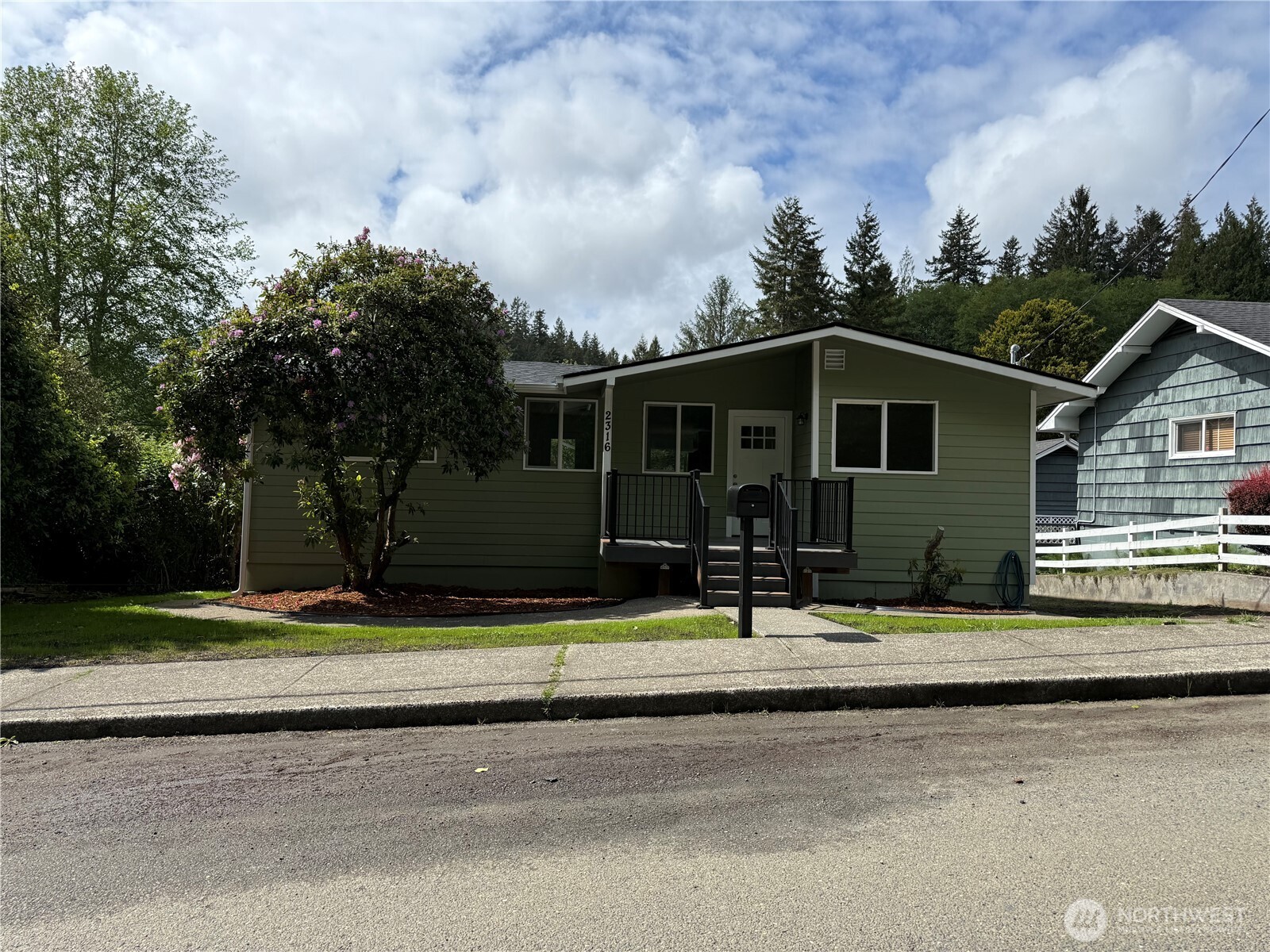 2316 Wishkah Road