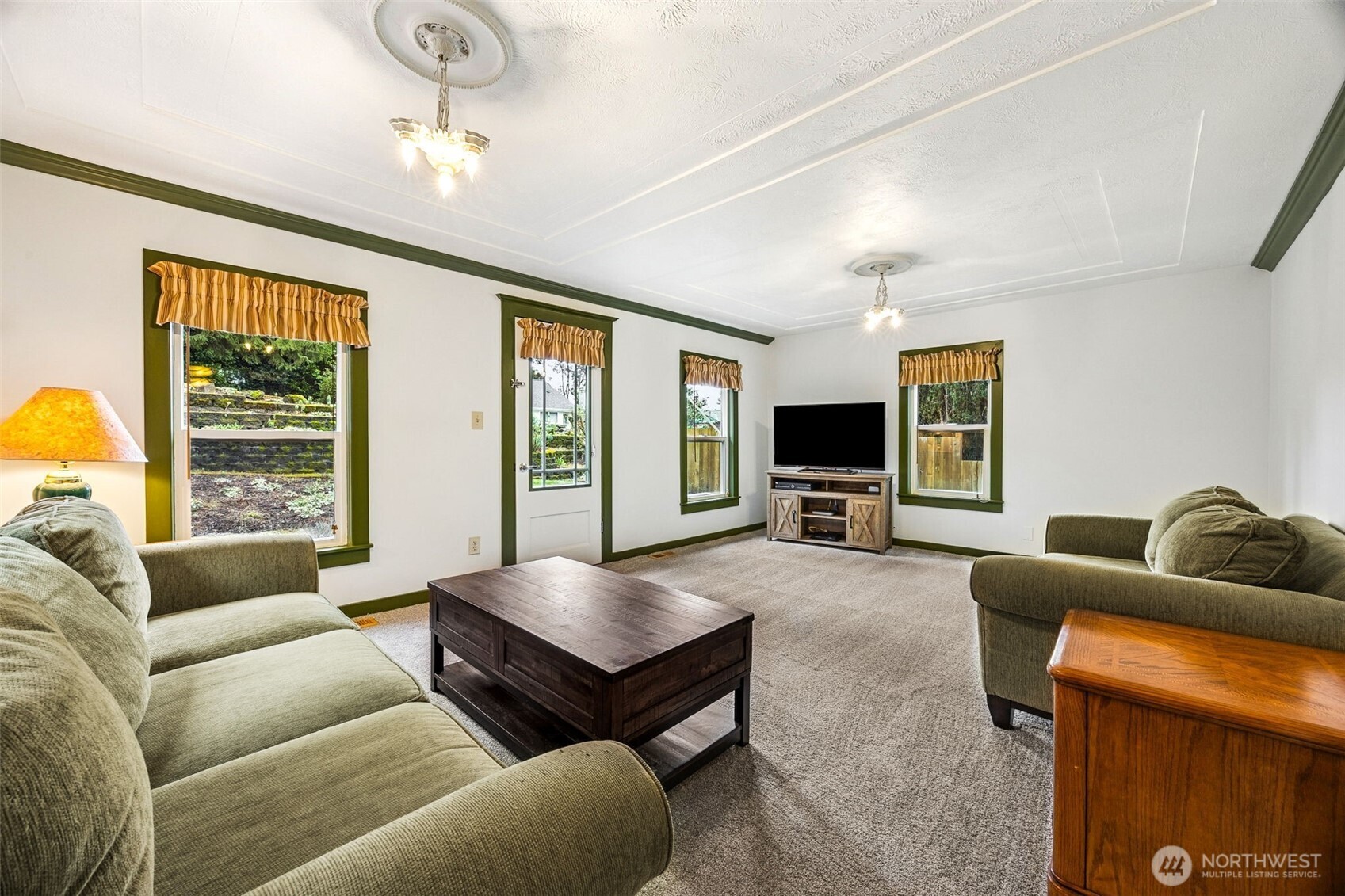 15648 10th Avenue SW