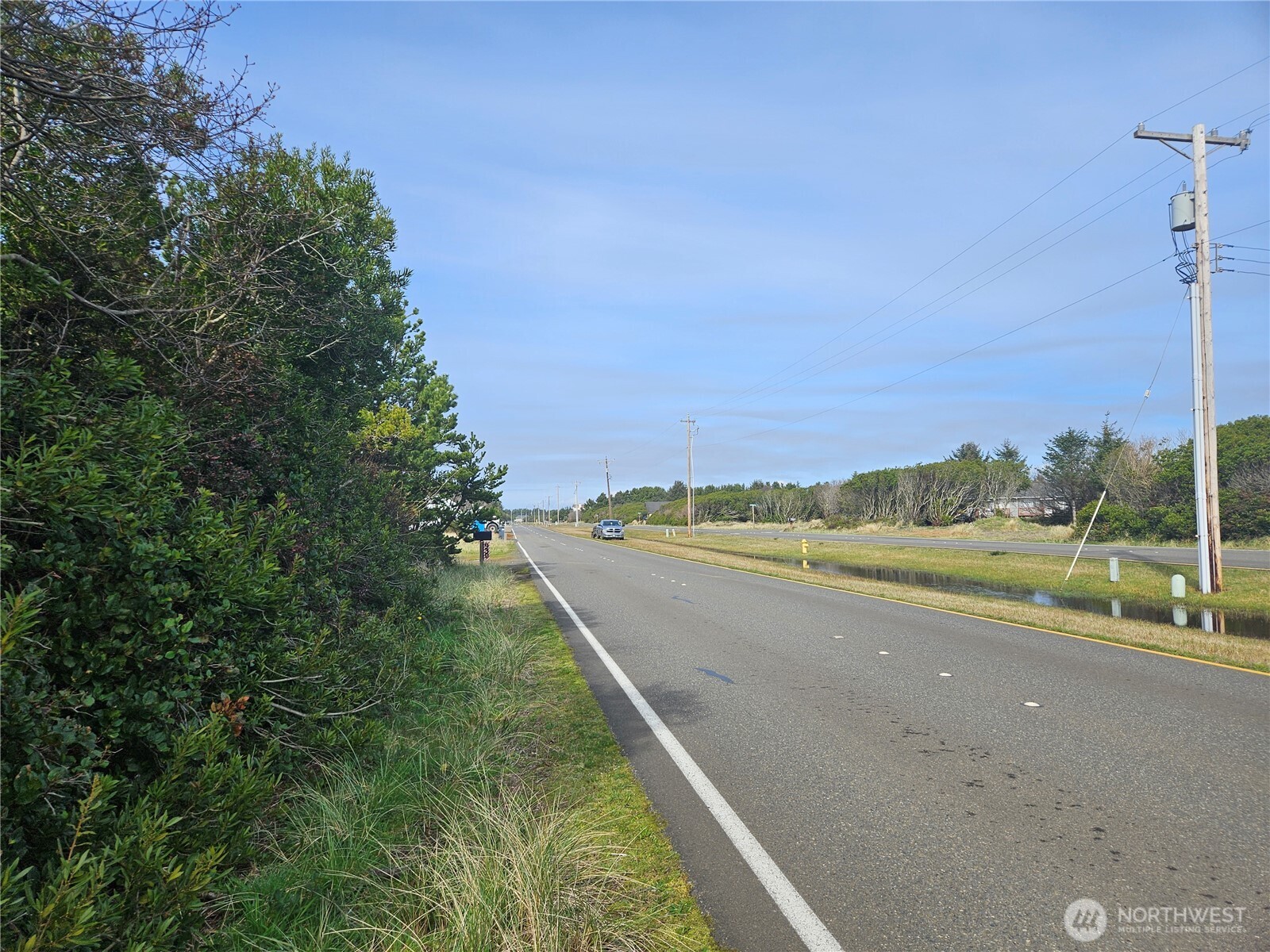 943 Ocean Shores Boulevard SW