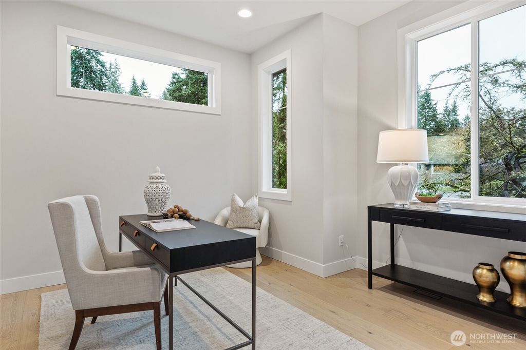 Photo of 1606 146th Avenue SE, Bellevue, WA 98007 (MLS # 2509754)