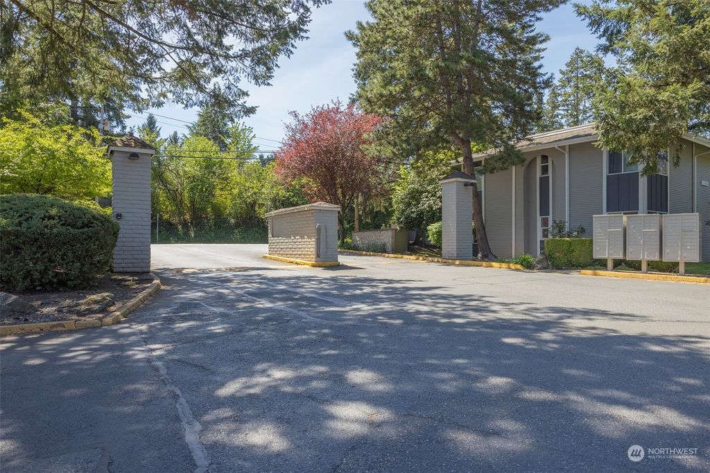 Photo of 17112 NE 45th Street #50, Redmond, WA 98052 (MLS # 2060965)
