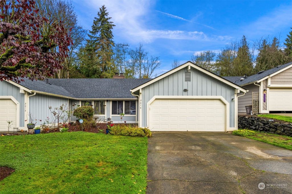 Photo of 2010 SW 307th Street #B-24, Federal Way, WA 98023 (MLS # 2312386)