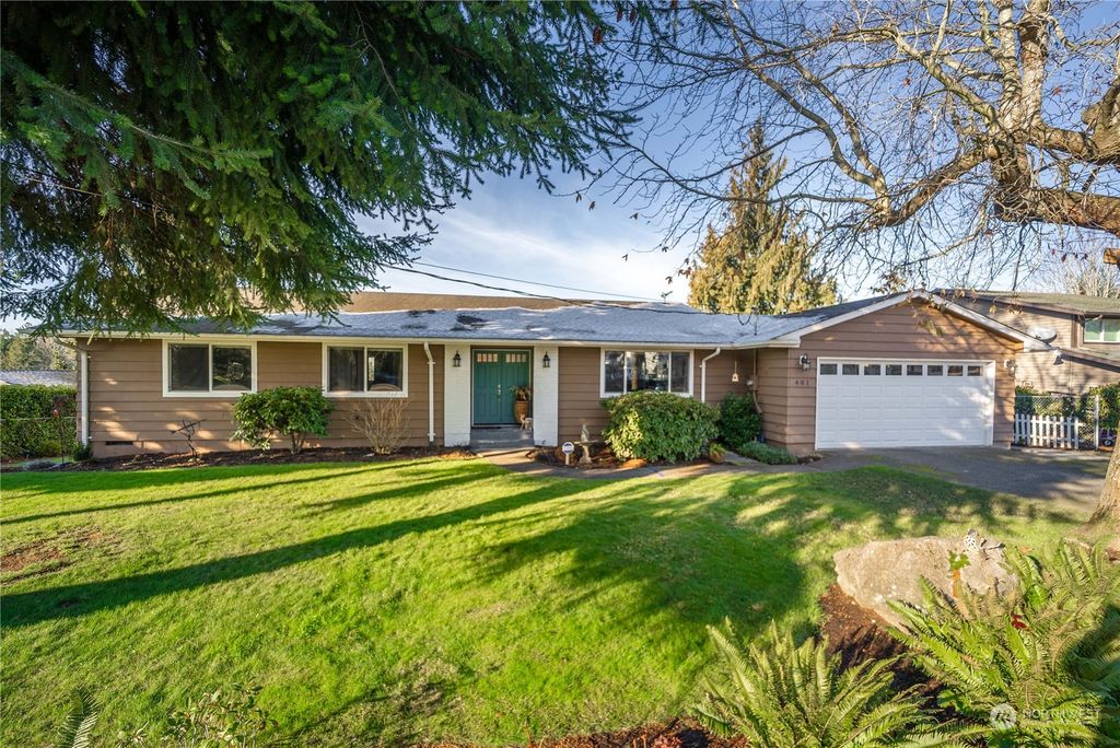 Photo of 401 22nd Avenue Ct, Milton, WA 98354 (MLS # 2323754)