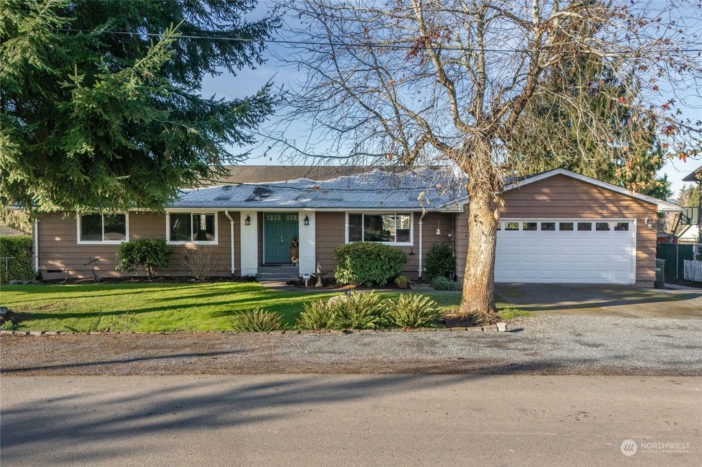 Photo of 401 22nd Avenue Ct, Milton, WA 98354 (MLS # 2323754)