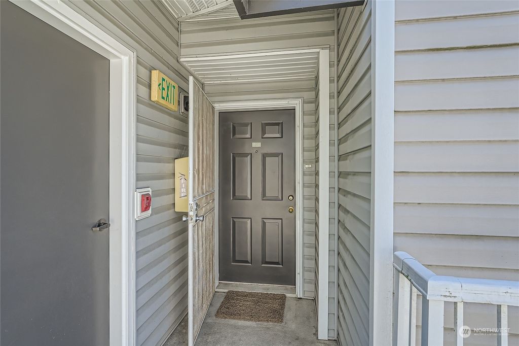 Photo of 1700 12th Avenue S #304, Seattle, WA 98144 (MLS # 2132304)