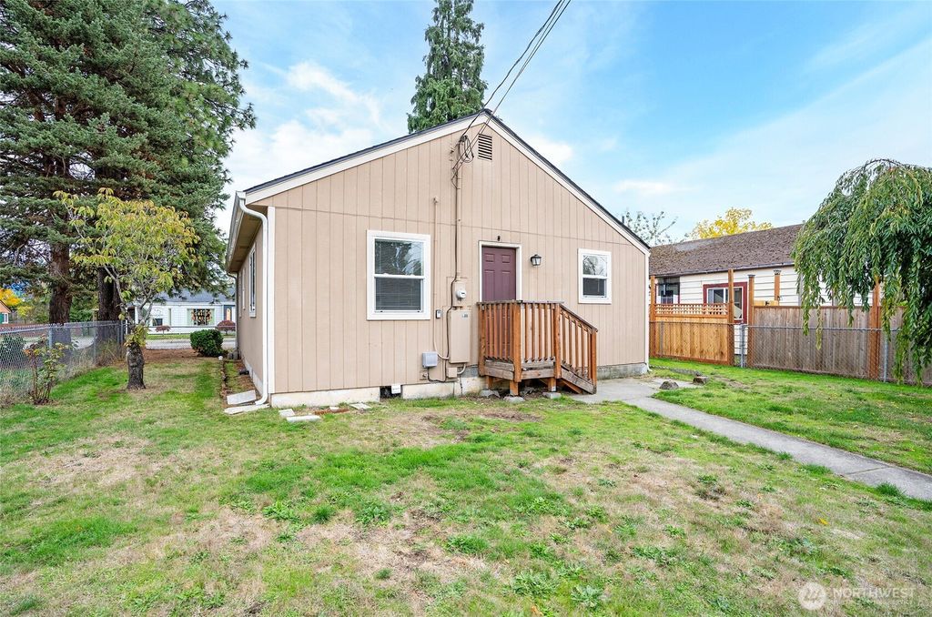 Photo of 3636 S Tyler Street, Tacoma, WA 98409 (MLS # 2447416)
