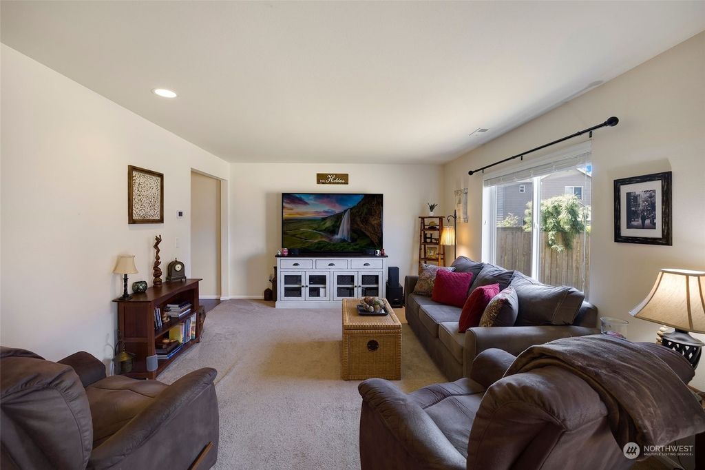 Photo of 31463 123rd Avenue SE, Auburn, WA 98092 (MLS # 2063038)