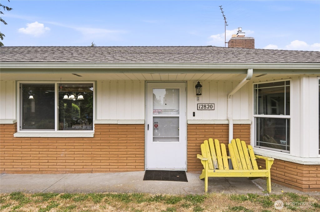 Photo of 12820 SE 172nd Street, Renton, WA 98058 (MLS # 2546480)