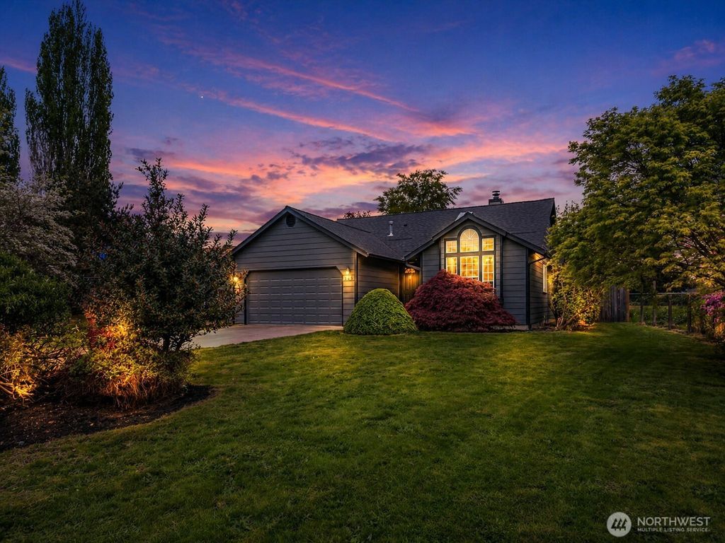 Photo of 345 White River Drive, Pacific, WA 98047 (MLS # 2514522)