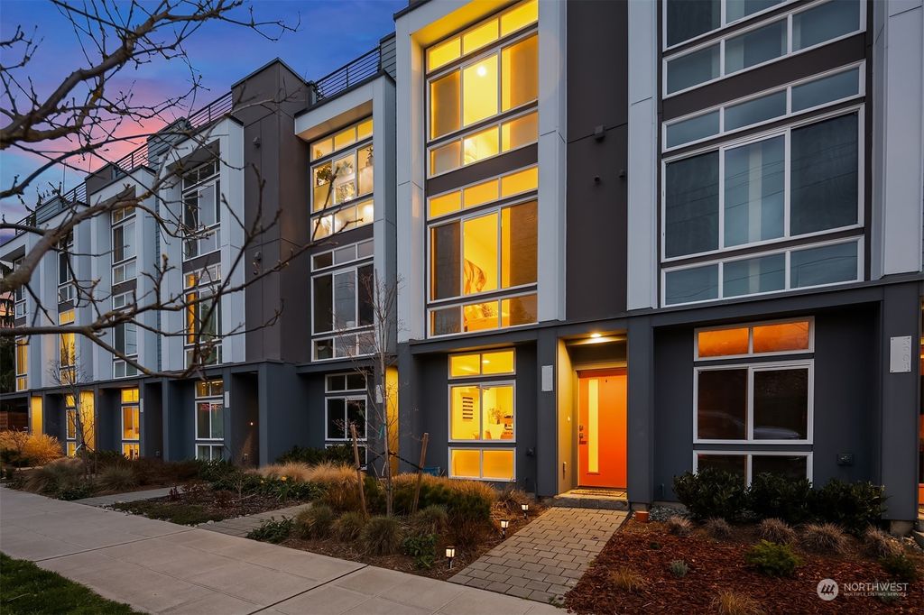 Photo of 3908 SW Dawson Street, Seattle, WA 98136 (MLS # 2217516)