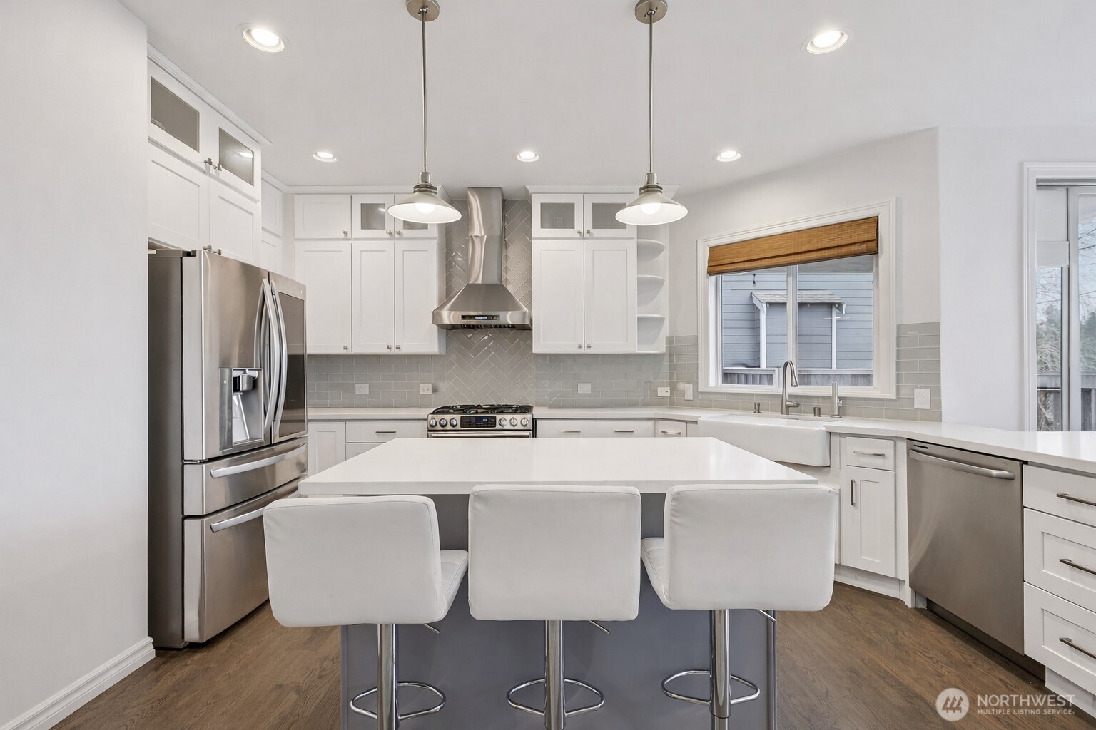 1920 32nd Avenue Ct SW