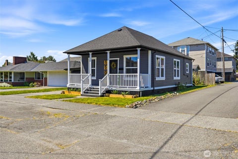 Photo of 1509 20th Street, Everett, WA 98201 (MLS # 2542548)