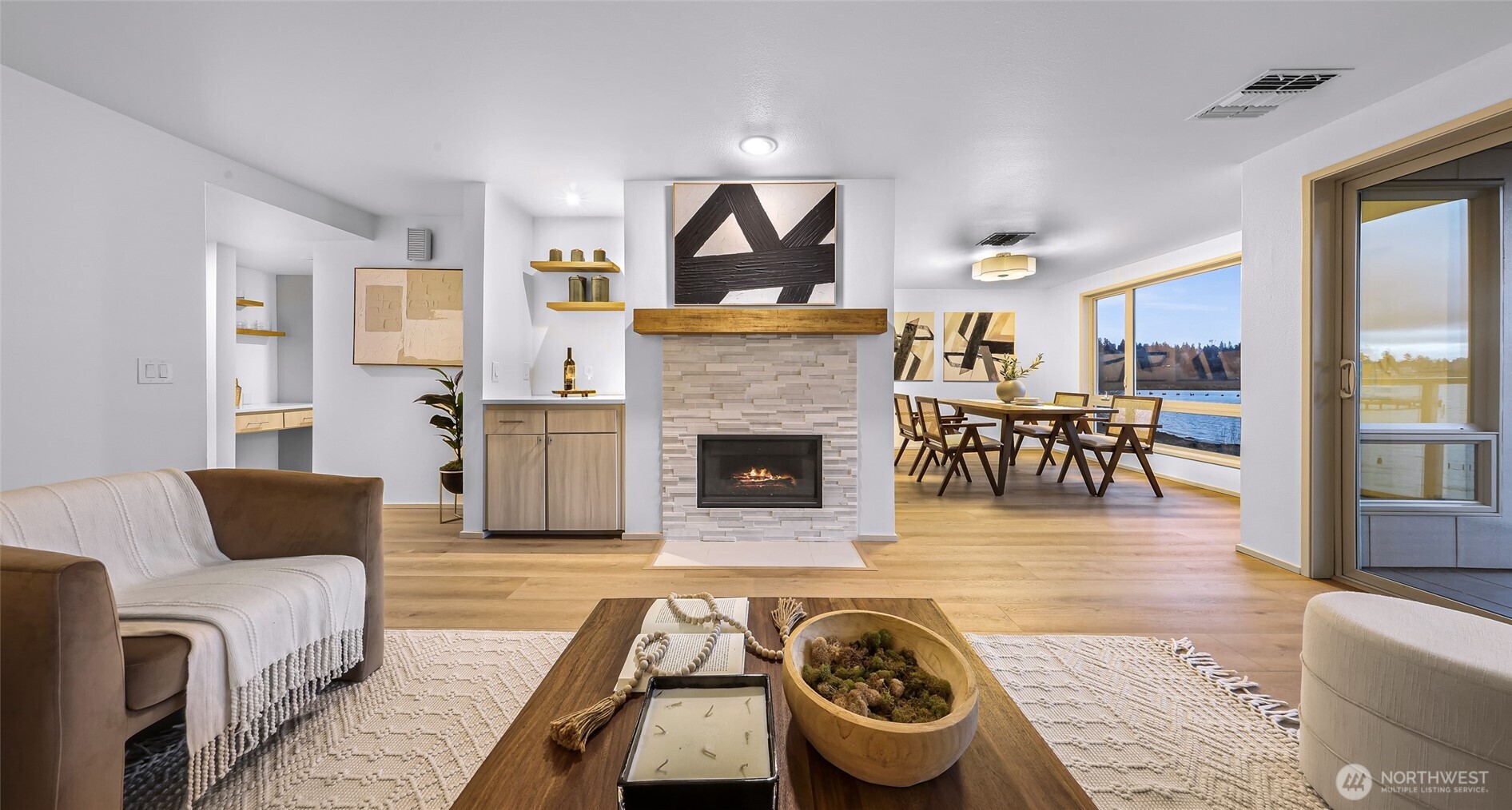 9727 NE Juanita Drive 308