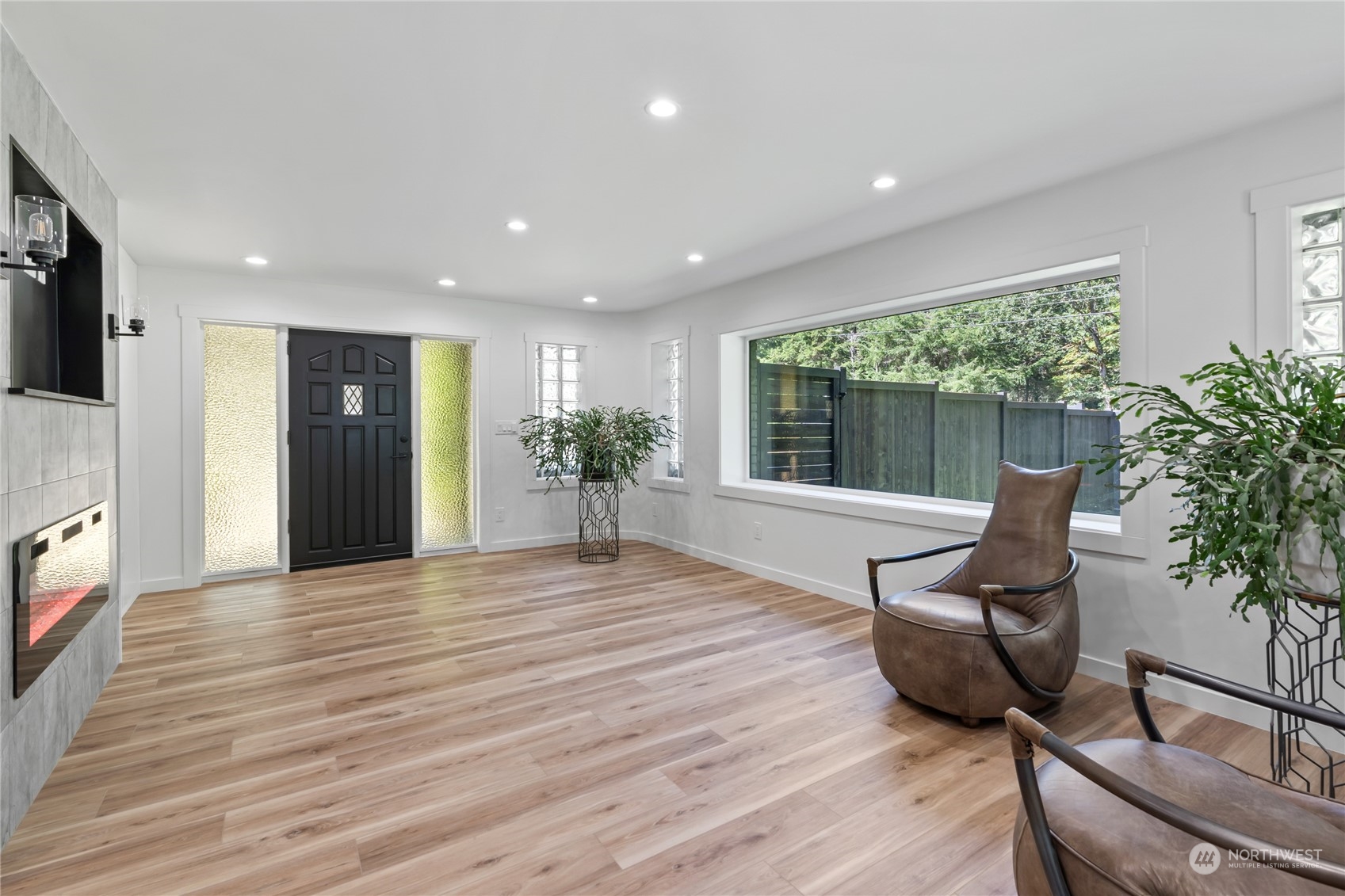 6216 75th Street W