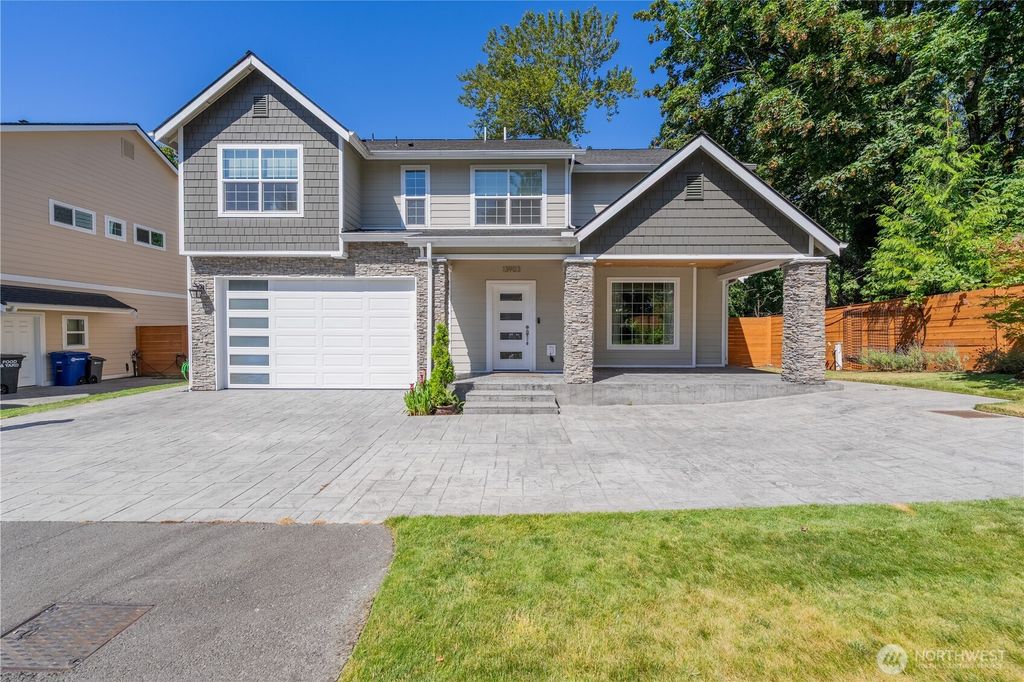 Photo of 13903 30th Place S, SeaTac, WA 98168 (MLS # 2445076)