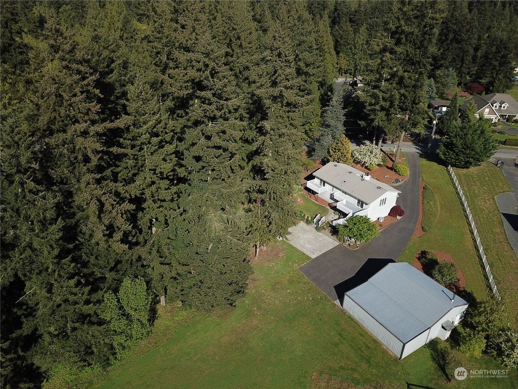 Photo of 38217 244th Avenue SE, Enumclaw, WA 98022 (MLS # 2289020)