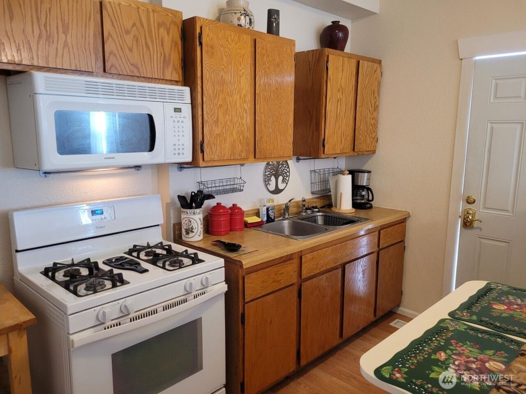 Photo of 1215 Burwell Street, Bremerton, WA 98337 (MLS # 2520059)
