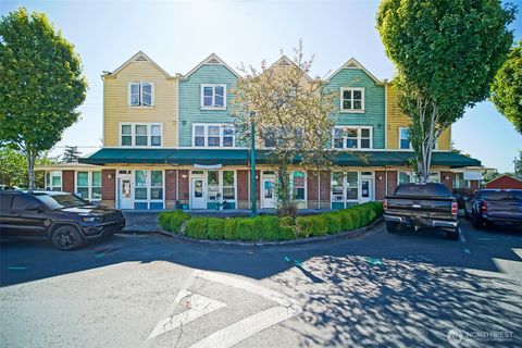 816 Cherry Avenue Sumner WA 98390