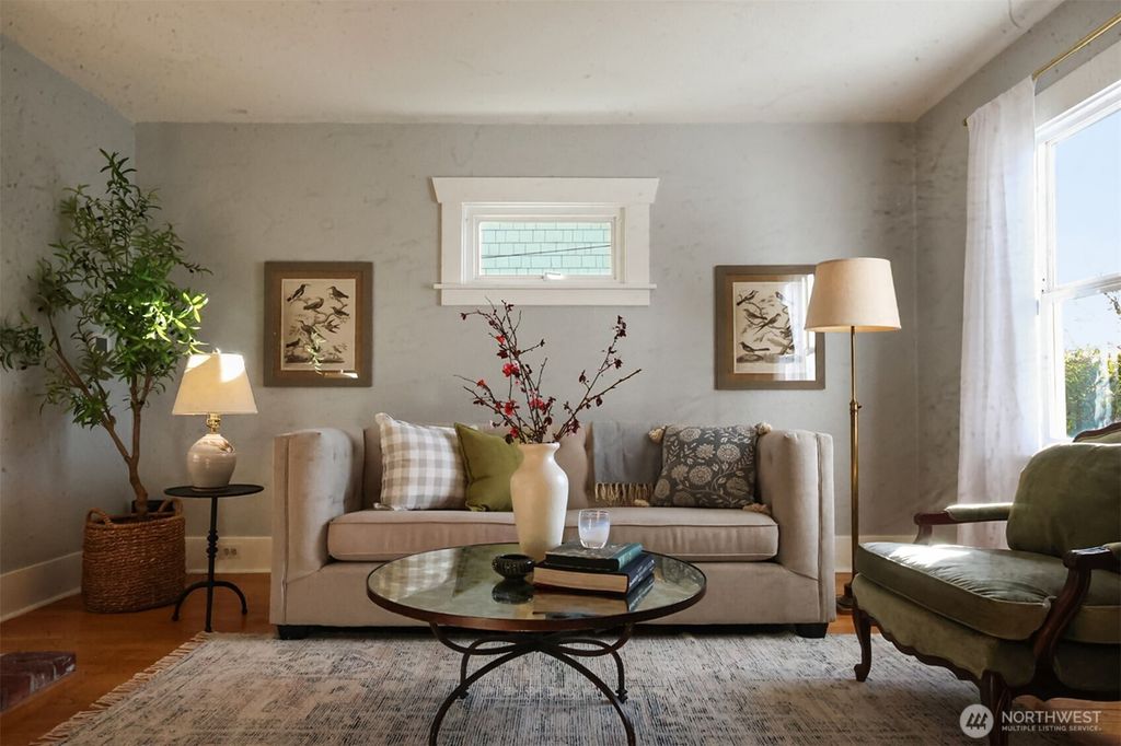 Photo of 5624 7th Avenue NW, Seattle, WA 98107 (MLS # 2484236)