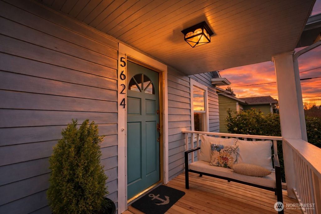 Photo of 5624 7th Avenue NW, Seattle, WA 98107 (MLS # 2484236)