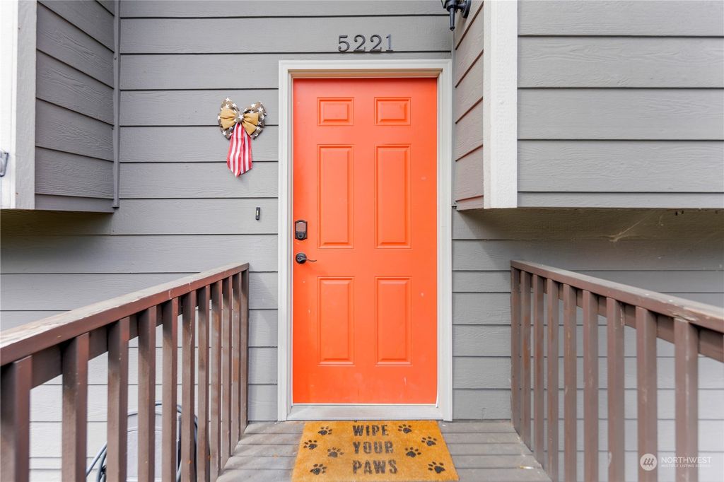 Photo of 5221 144th Place NE, Marysville, WA 98271 (MLS # 2159659)