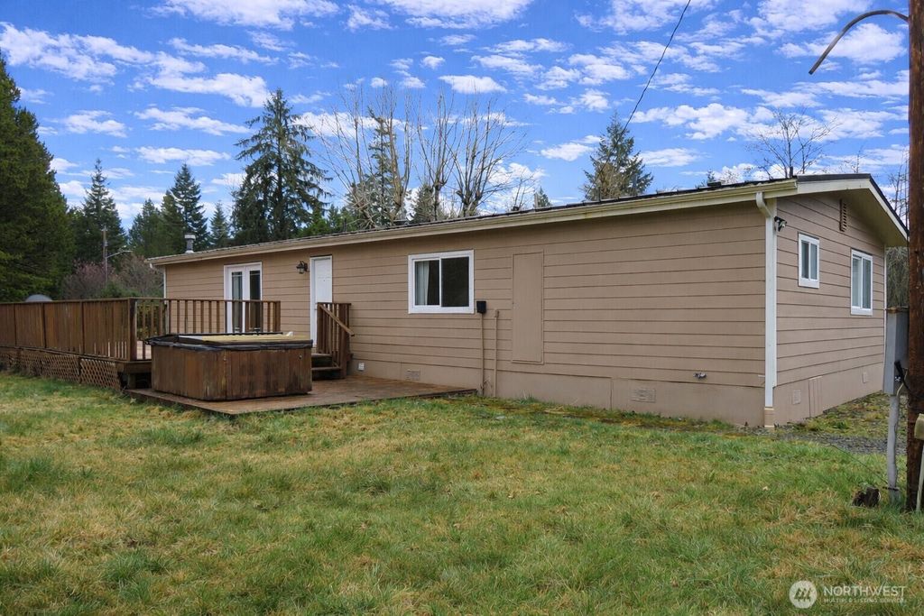 Photo of 218 Bowes Road, Hoquiam, WA 98550 (MLS # 2487963)