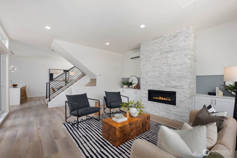 825 NE 105th Street