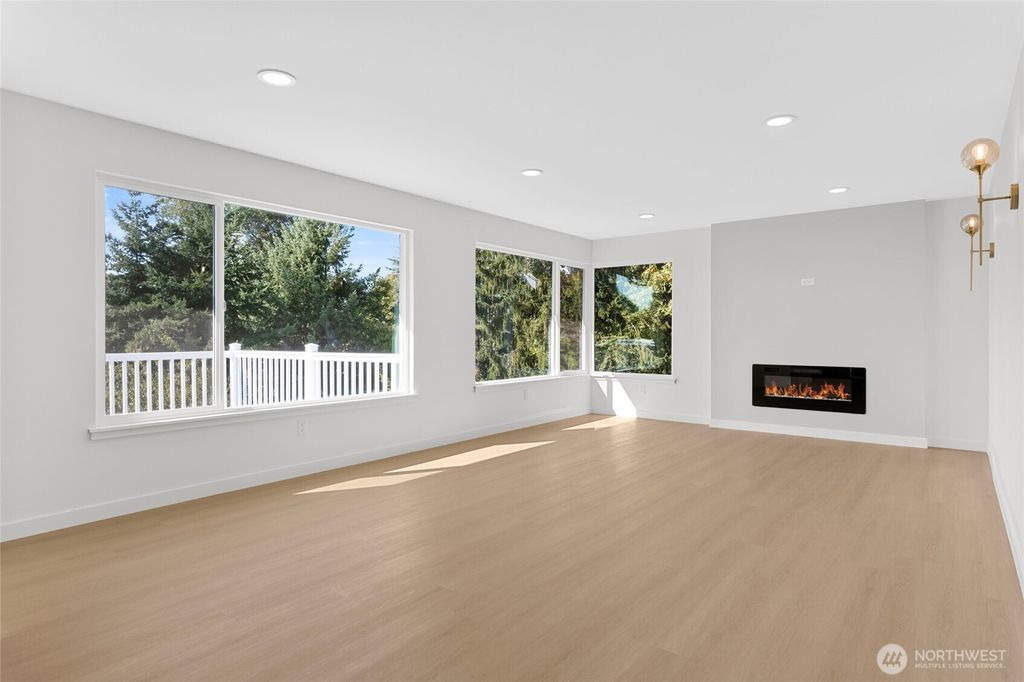 Photo of 5150 S Creston Street, Seattle, WA 98178 (MLS # 2453615)