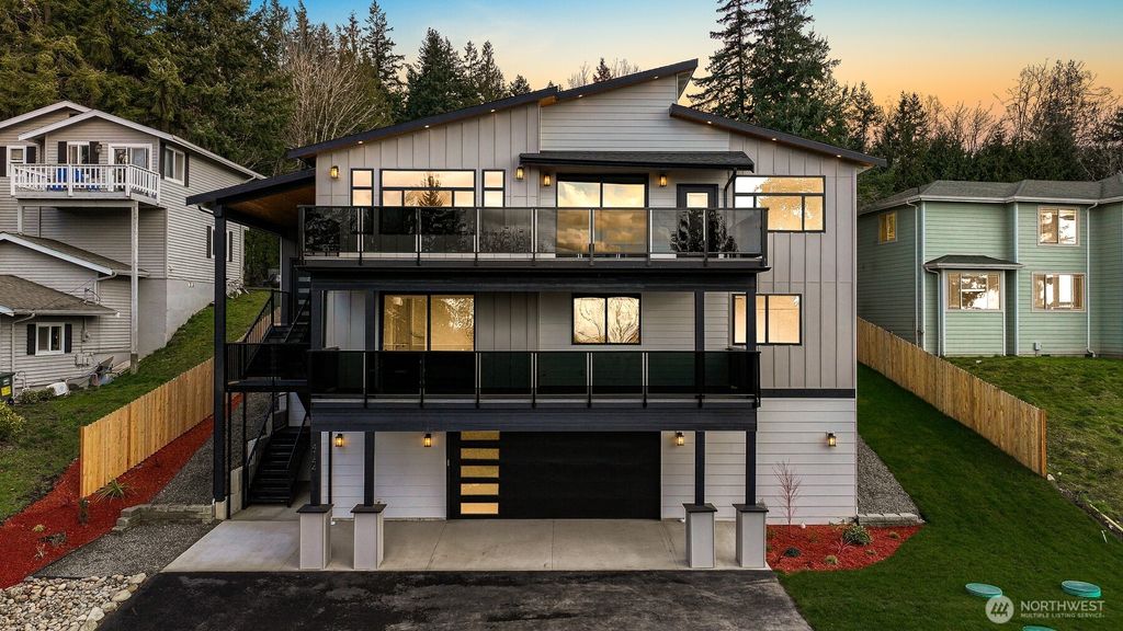 Photo of 4144 Malachite Street, Bellingham, WA 98229 (MLS # 2524674)