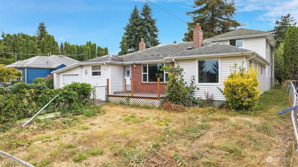 Photo of 11211 11th Avenue SW, Seattle, WA 98146 (MLS # 2148450)