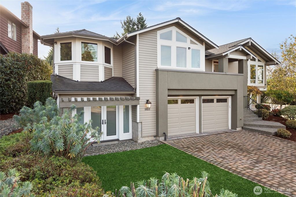 Photo of 10511 NE 44th Street, Kirkland, WA 98033 (MLS # 2450822)