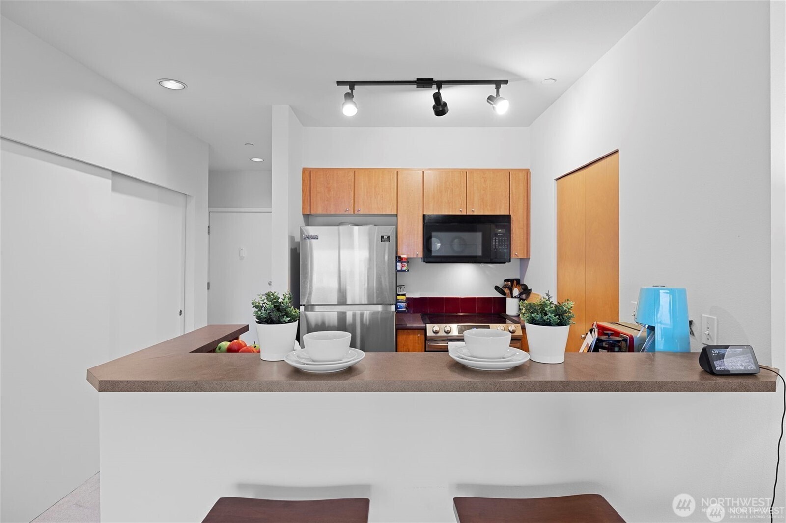 668 S Lane Street 603