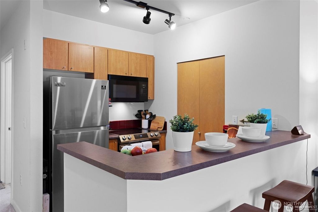 Photo of 668 S Lane Street #603, Seattle, WA 98104 (MLS # 2425914)