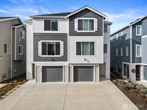 Photo of 10049 Kings Landing Avenue NW, Bremerton, WA 98311 (MLS # 2517319)