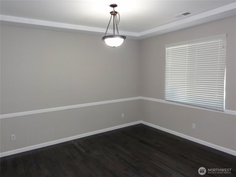 18505 11th Lane E