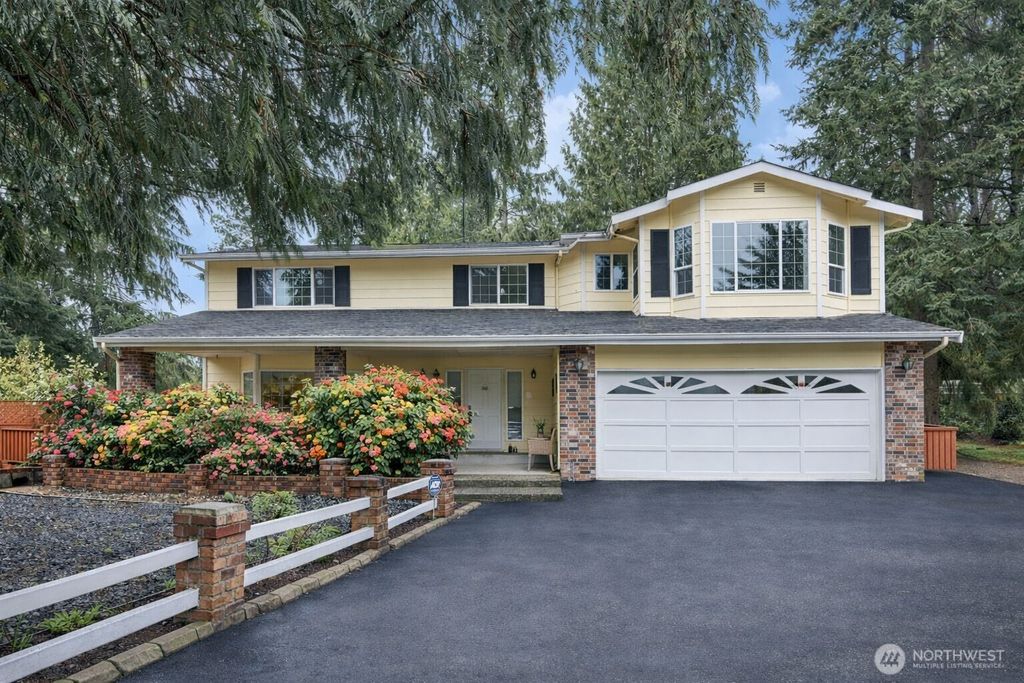 Photo of 7905 207th PL Pl SW, Edmonds, WA 98026 (MLS # 2501868)