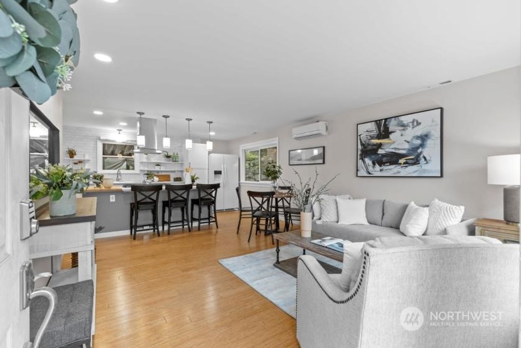 Photo of 2122 SW Trenton Street, Seattle, WA 98106 (MLS # 2128010)