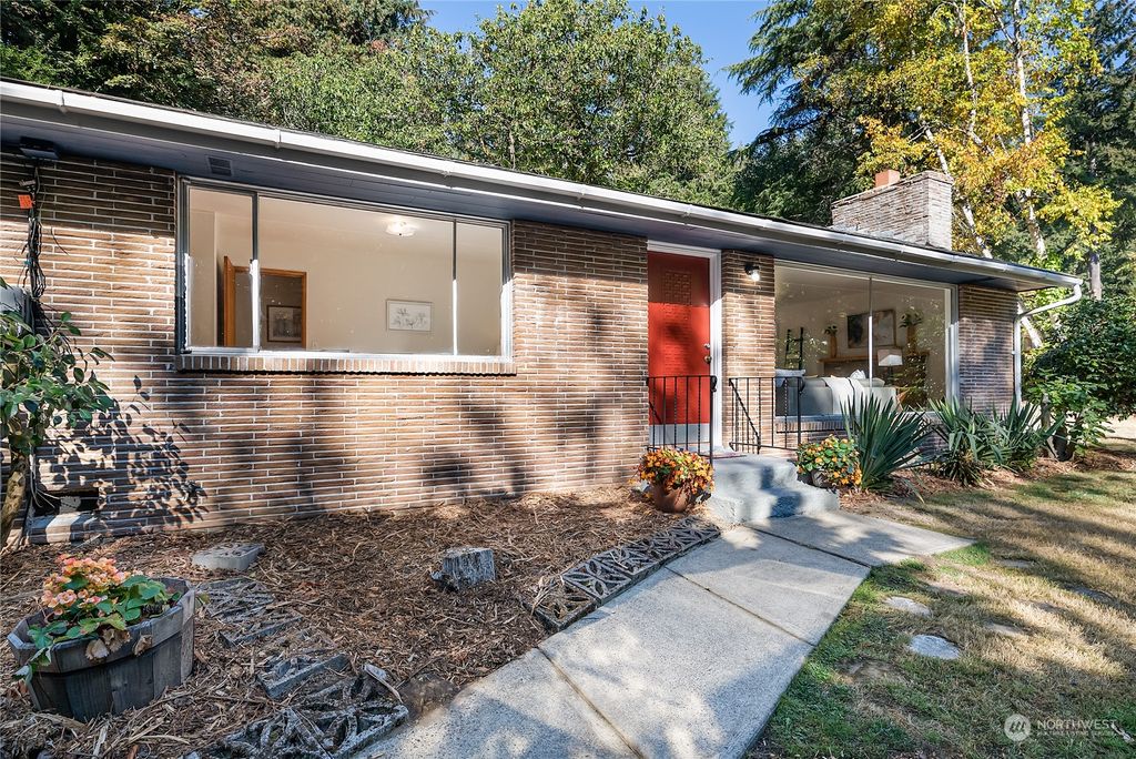 Photo of 17267 10th Avenue NW, Shoreline, WA 98177 (MLS # 2027079)