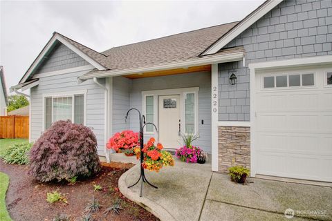 Photo of 2220 33rd Court, Mount Vernon, WA 98273 (MLS # 2394736)