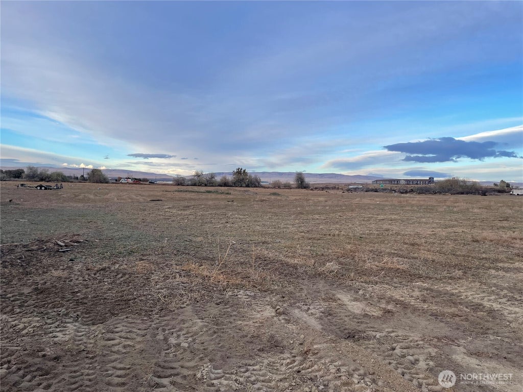 Photo of 4407 Clyde Circle, Sunnyside, WA 98944 (MLS # 2593264)
