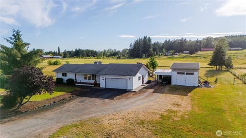 Photo of 133 Faun Rae Lane, Chehalis, WA 98532 (MLS # 2546351)