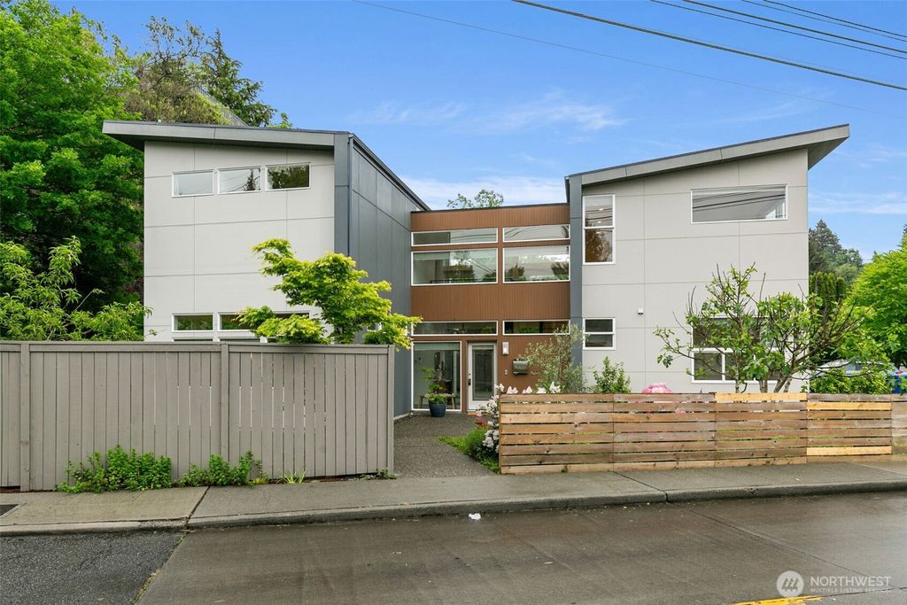 Photo of 3200 E Republican Street, Seattle, WA 98112 (MLS # 2523708)