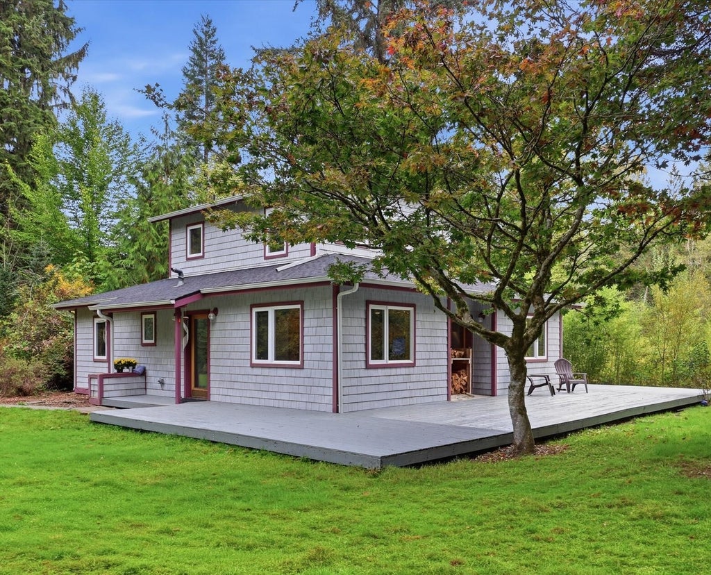Photo of 12133 169th Drive NE, Arlington, WA 98223 (MLS # 2594752)