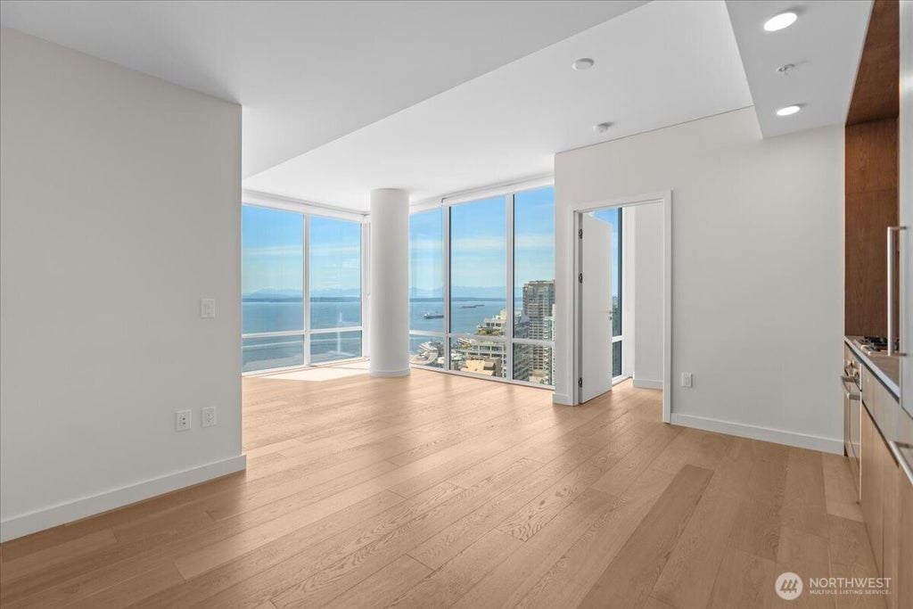Photo of 121 stewart Street #2507, Seattle, WA 98101 (MLS # 2577423)